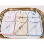 Conjunto Fralda de Pano e Babete com Laço para Bordar - Image 2